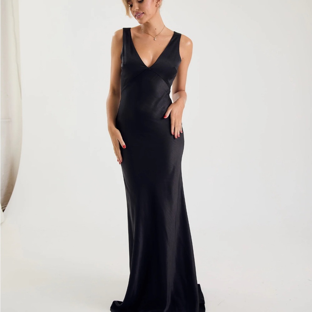 Sleek Black Maxi Dress